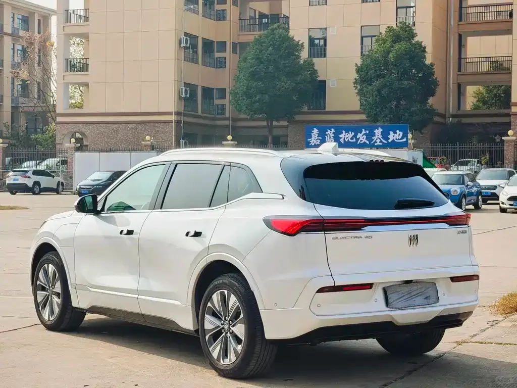 Buick E5 2025 из CN, фото 2