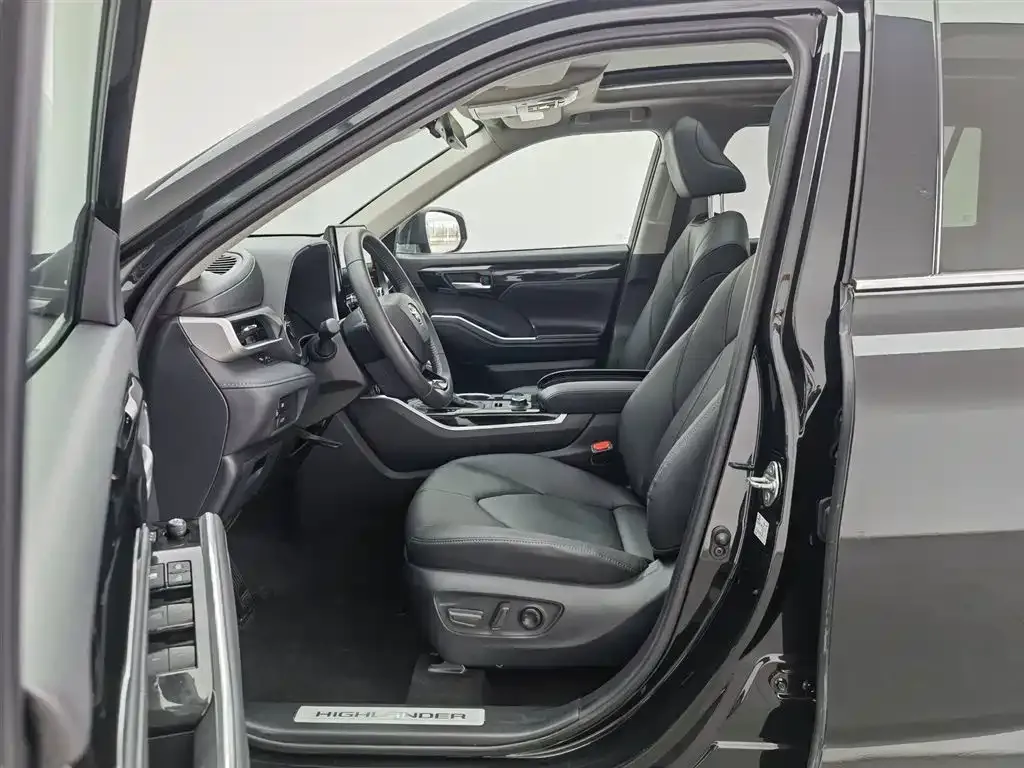 Toyota Highlander 2022 из CN, фото 10