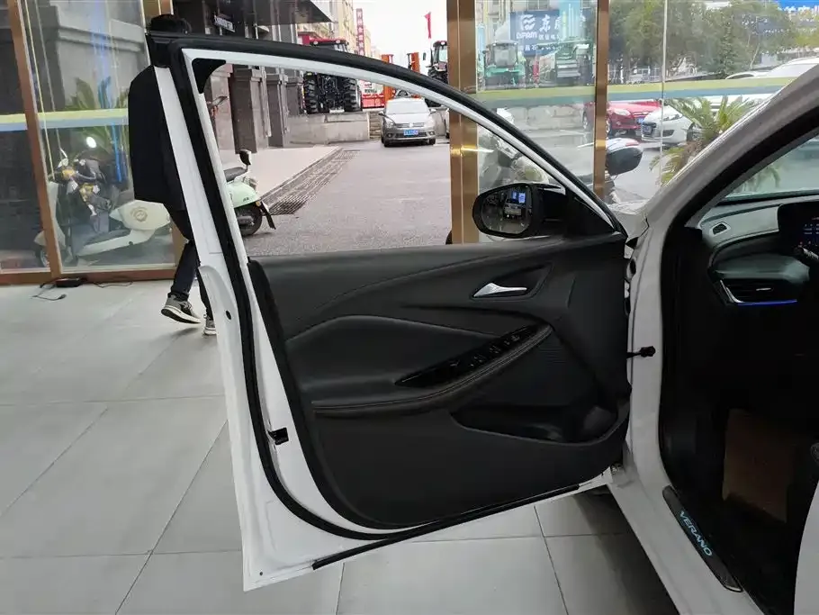 Buick Verano 2023 из CN, фото 10