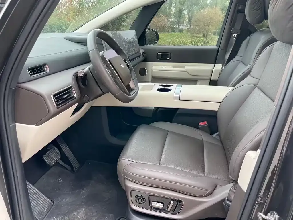 Li Auto Li MEGA 2025 из CN, фото 6