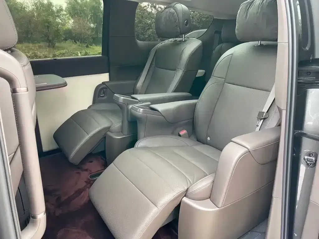 Li Auto Li MEGA 2025 из CN, фото 4