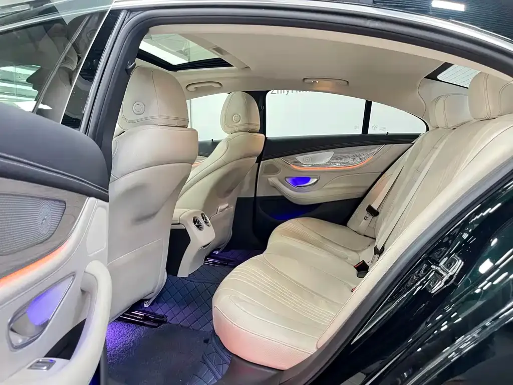 Mercedes-Benz CLS 2023 из CN, фото 2