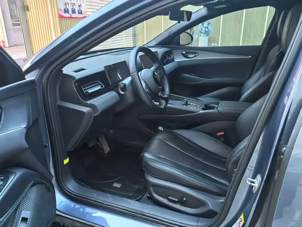 BYD Seal 06 — фото 10