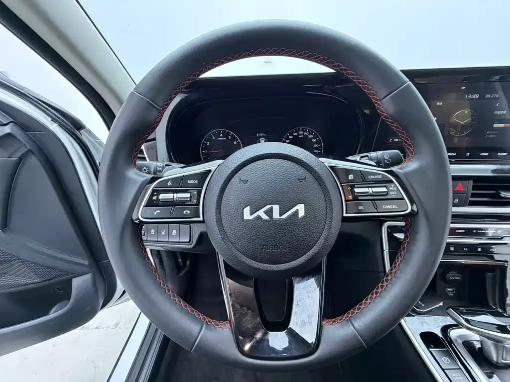 Kia KX3 — фото 6