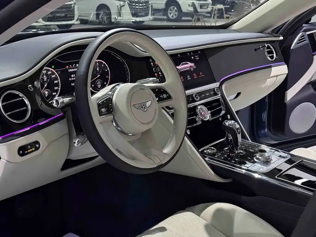 Bentley Flying Spur 2024 из CN, фото 5