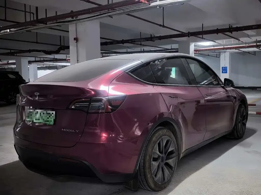 Tesla Model Y — фото 6