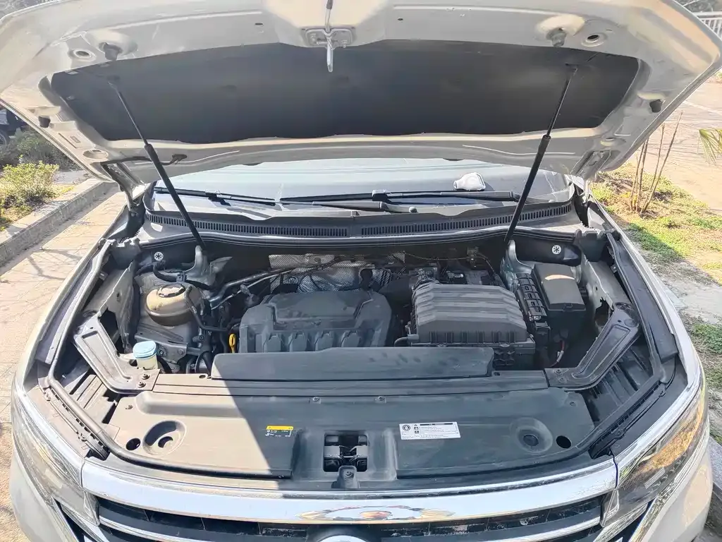 Volkswagen Viloran 2021 из CN, фото 8