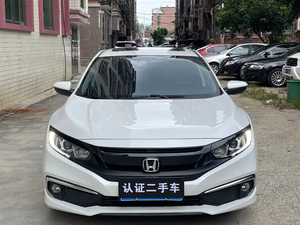 Honda Civic — фото 3