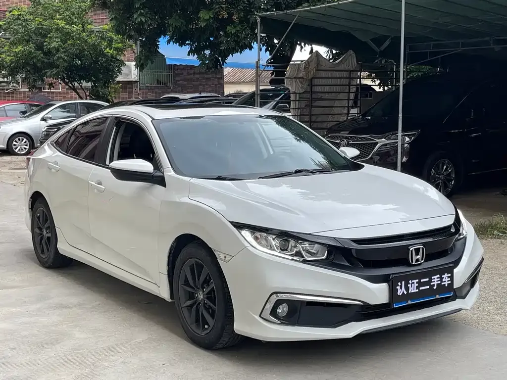 Honda Civic — фото 8