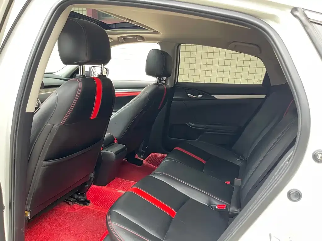 Honda Civic — фото 4