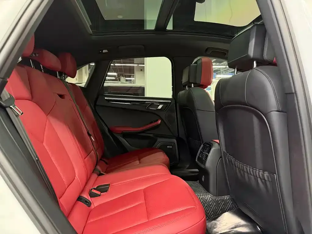 Porsche Macan 2021 из CN, фото 4