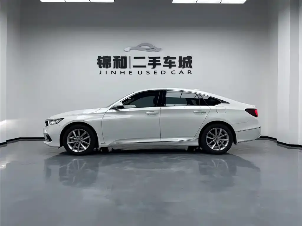 Honda Accord — фото 4
