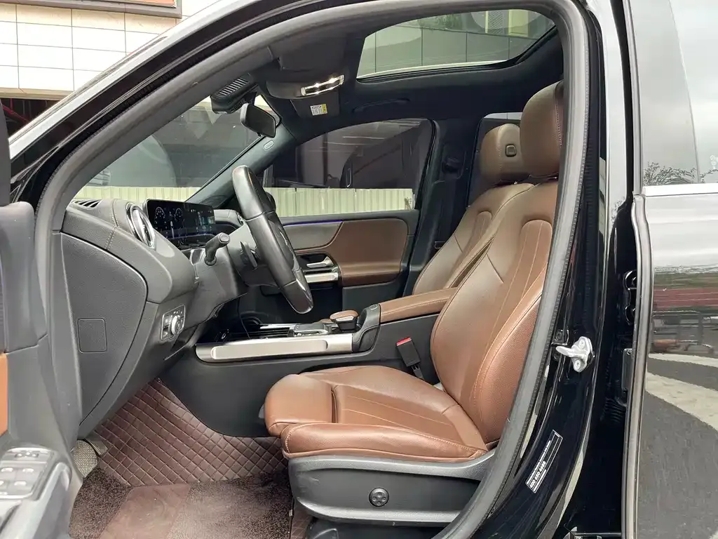 Mercedes-Benz GLB 2023 из CN, фото 3