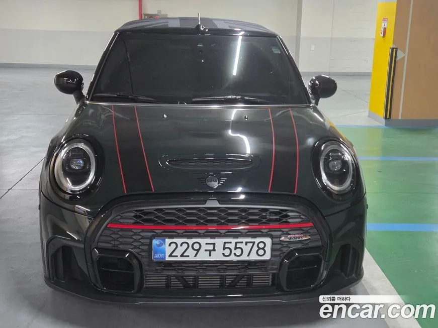 Mini Cooper Convertible 2023 из KR, фото 6