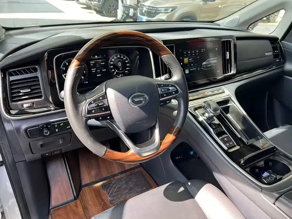 GAC Motor Trumpchi M8 — фото 7