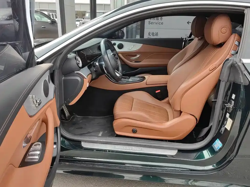 Mercedes-Benz E-Class (Import) — фото 8