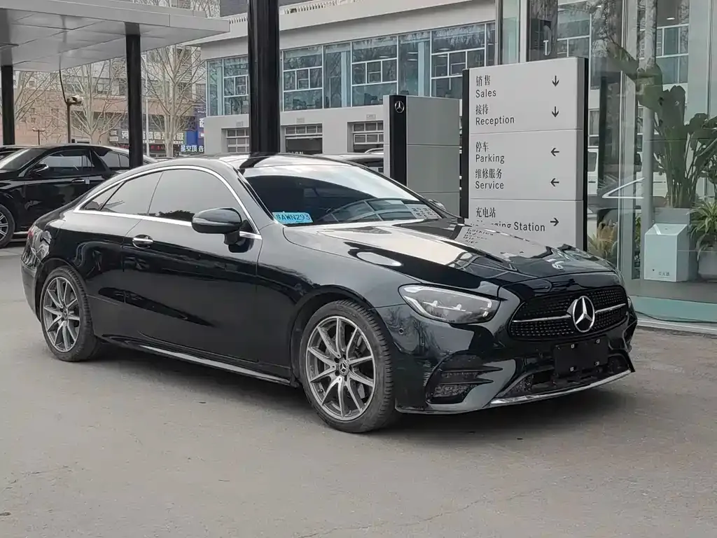 Mercedes-Benz E-Class (Import) — фото 2