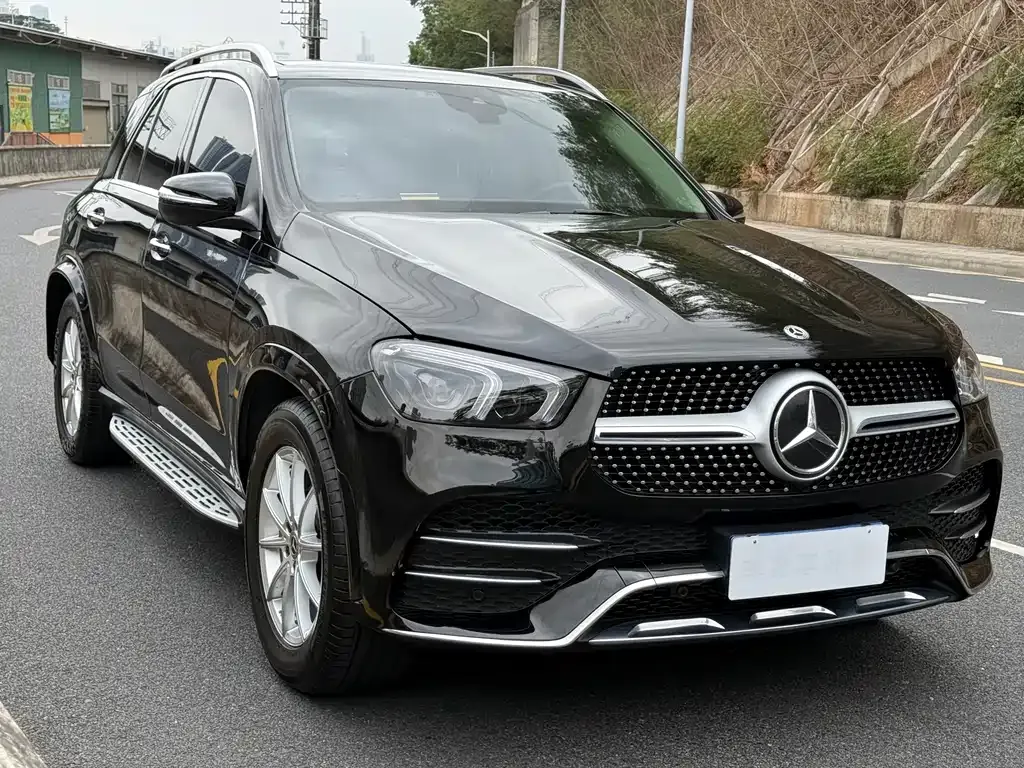 Mercedes-Benz GLE — фото 7