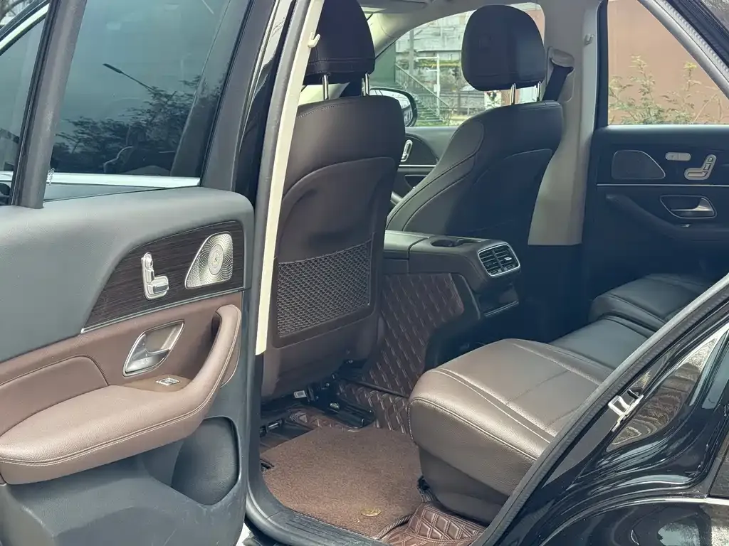 Mercedes-Benz GLE — фото 6