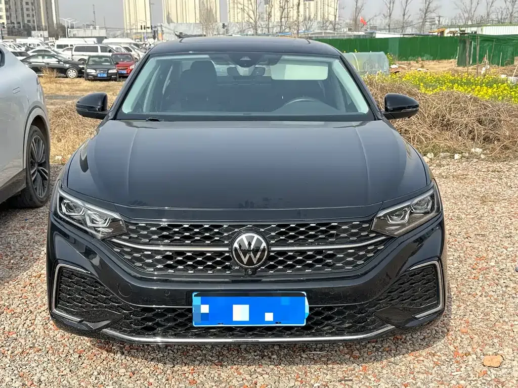 Volkswagen Passat — фото 9