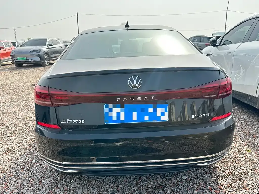 Volkswagen Passat — фото 2