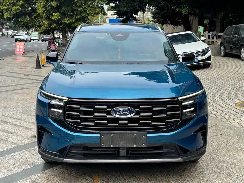 Ford Edge 2023 из CN, фото 7