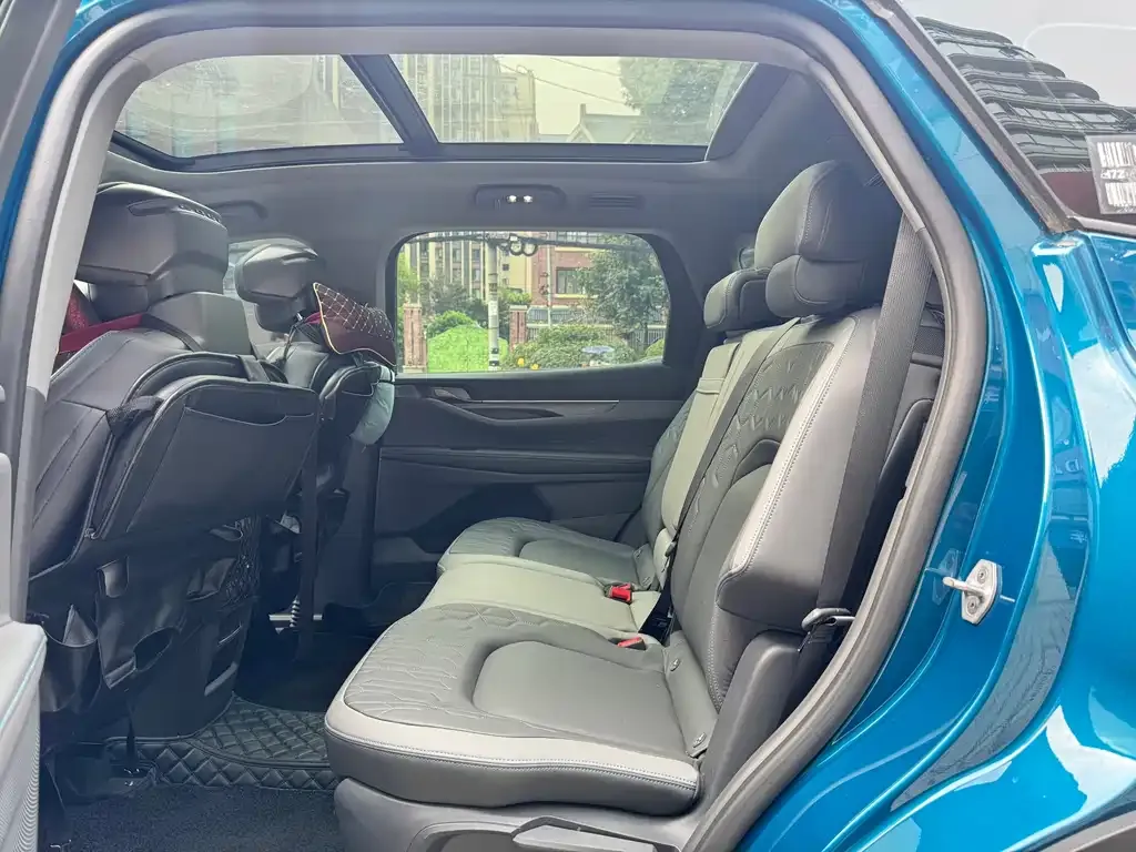 Ford Edge 2023 из CN, фото 3