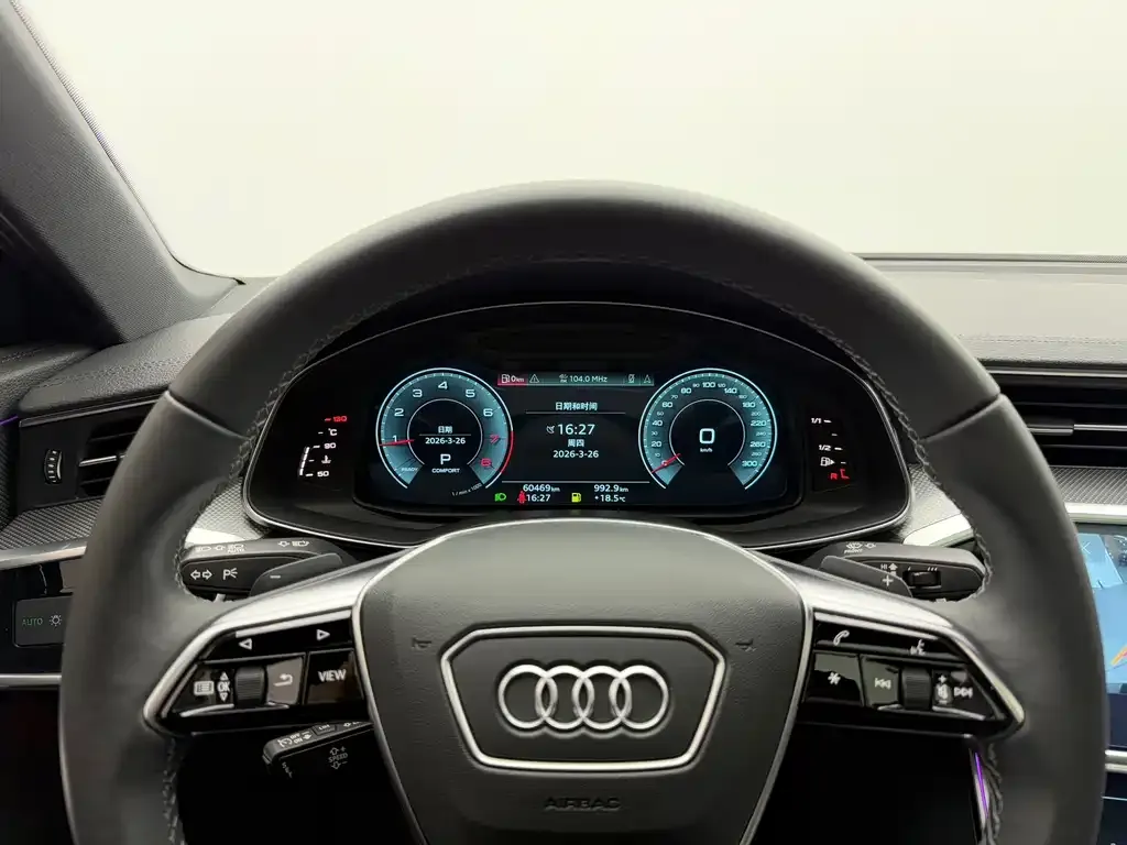 Audi A6L — фото 9