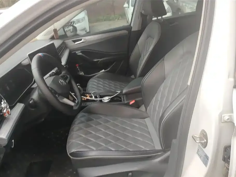 Volkswagen Sagitar 2024 из CN, фото 10