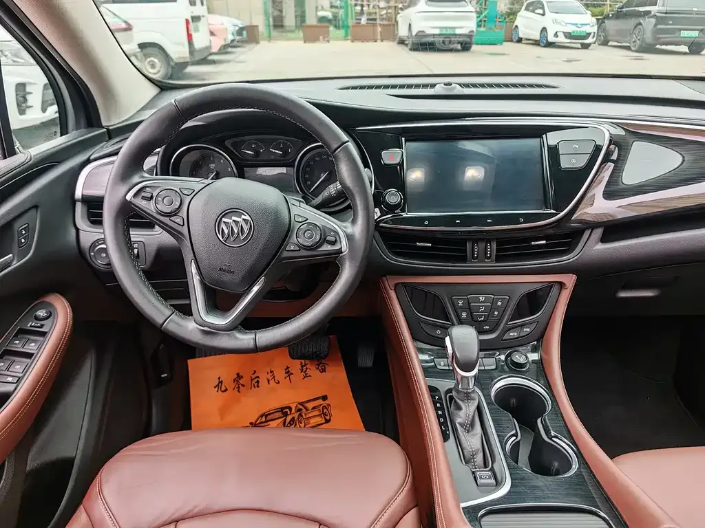 Buick Envision Plus — фото 6
