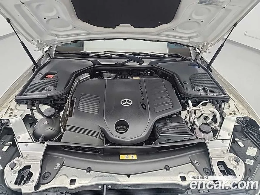Mercedes-Benz E-Class 2021 из KR, фото 10