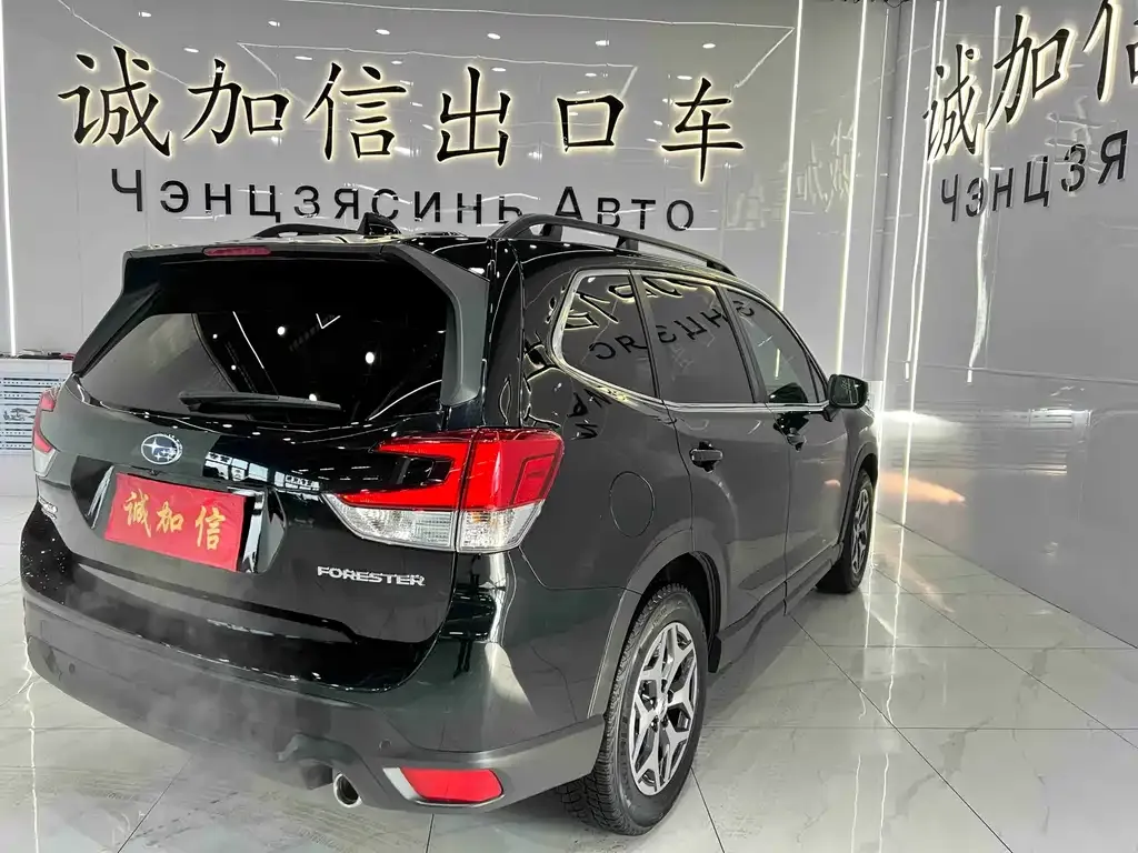 Subaru Forester — фото 6