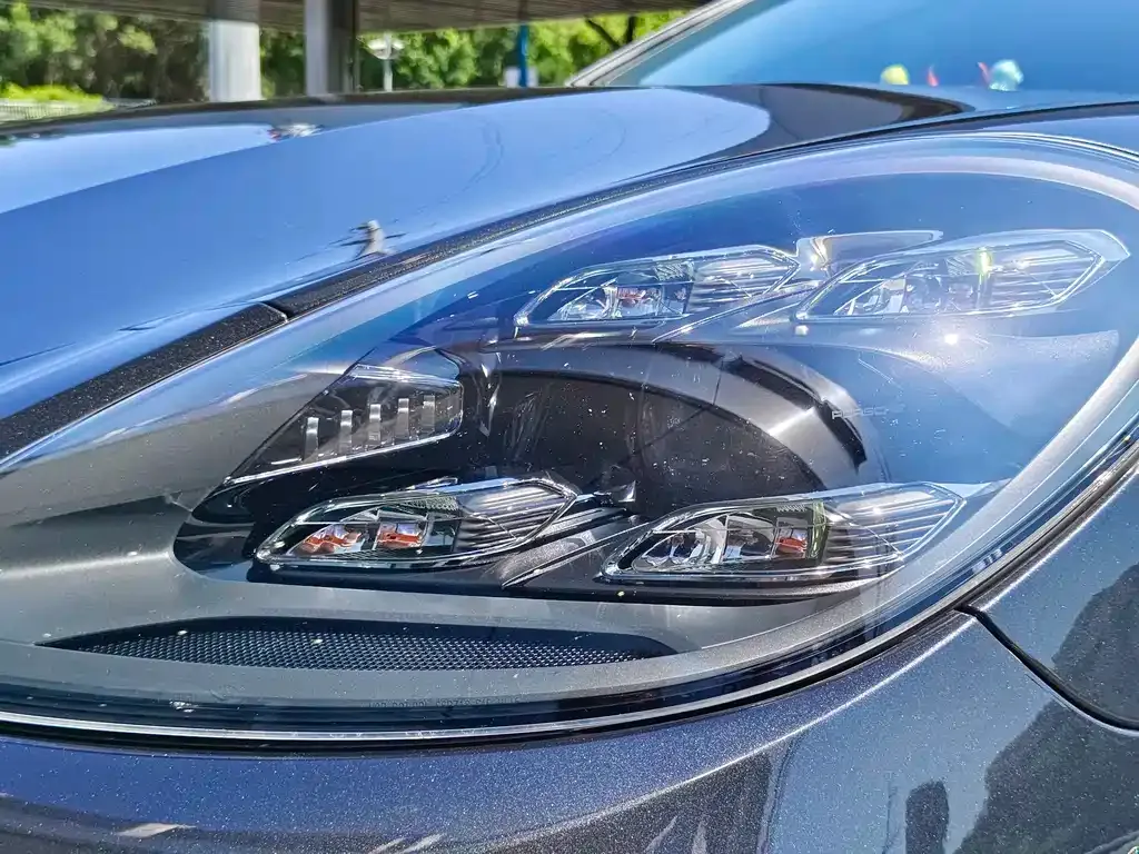 Porsche Panamera — фото 10