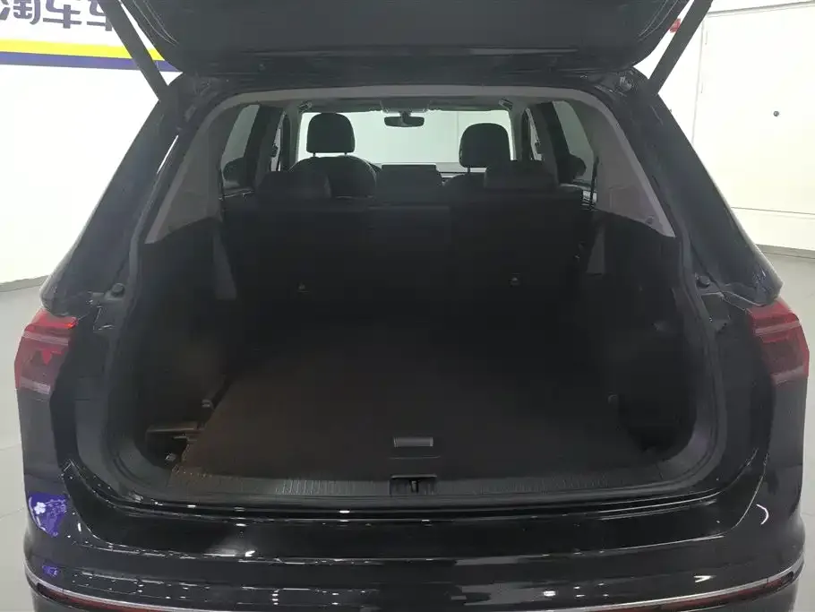 Volkswagen Tiguan L 2022 из CN, фото 5