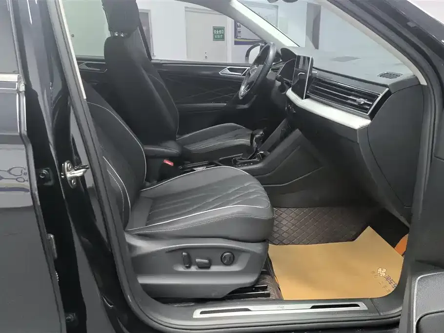 Volkswagen Tiguan L 2022 из CN, фото 8