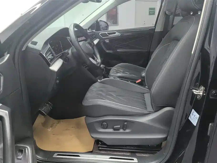 Volkswagen Tiguan L 2022 из CN, фото 9