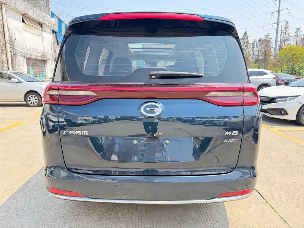 GAC Motor Trumpchi M6 — фото 3