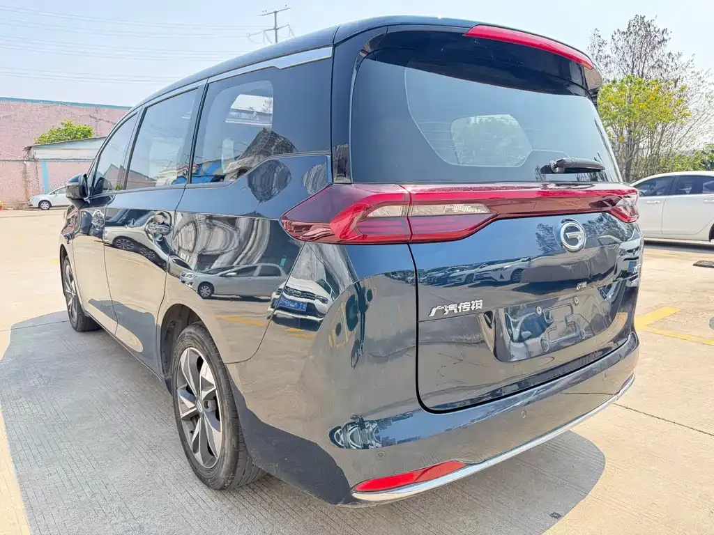 GAC Motor Trumpchi M6 — фото 4