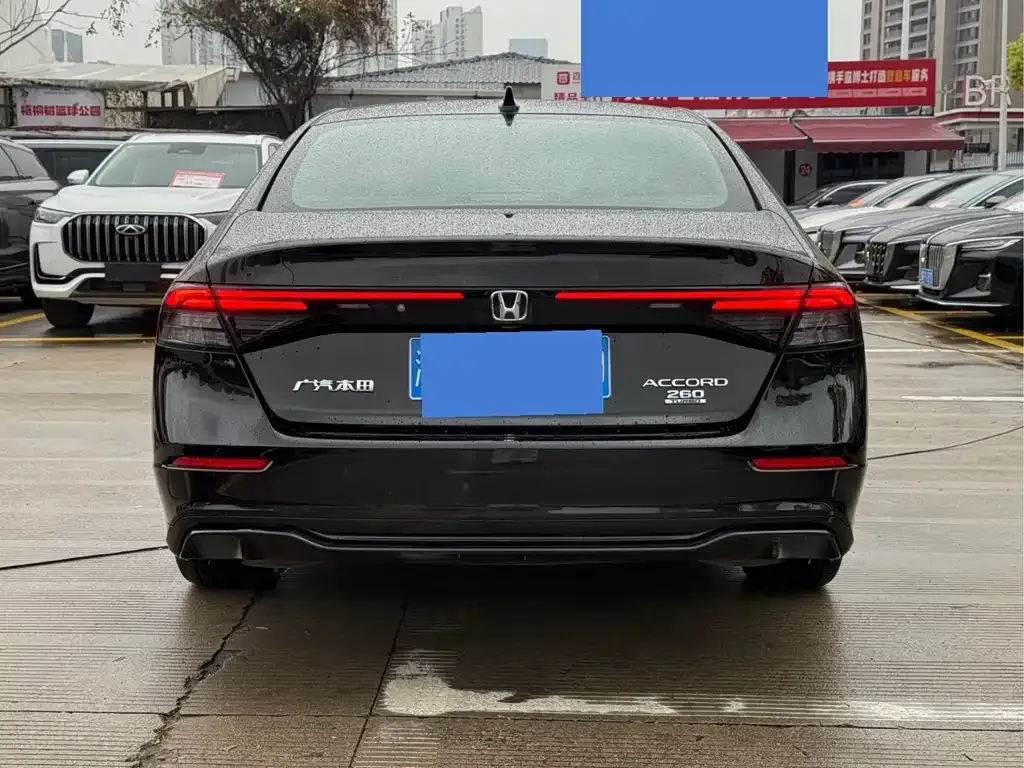 Honda Accord — фото 6