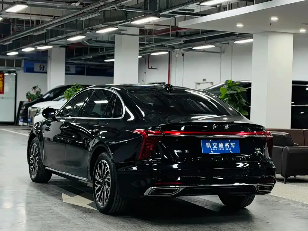 Hongqi H5 — фото 3