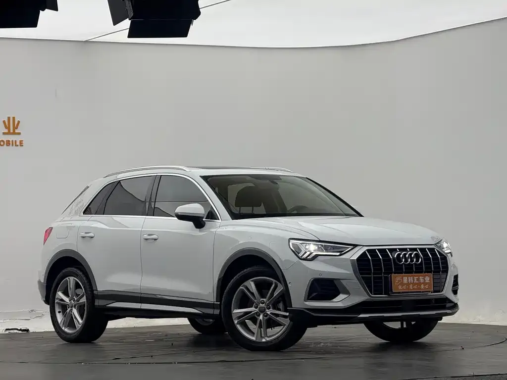 Audi Q3 — фото 4