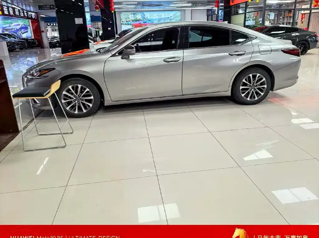 Lexus ES 2024 из CN, фото 2