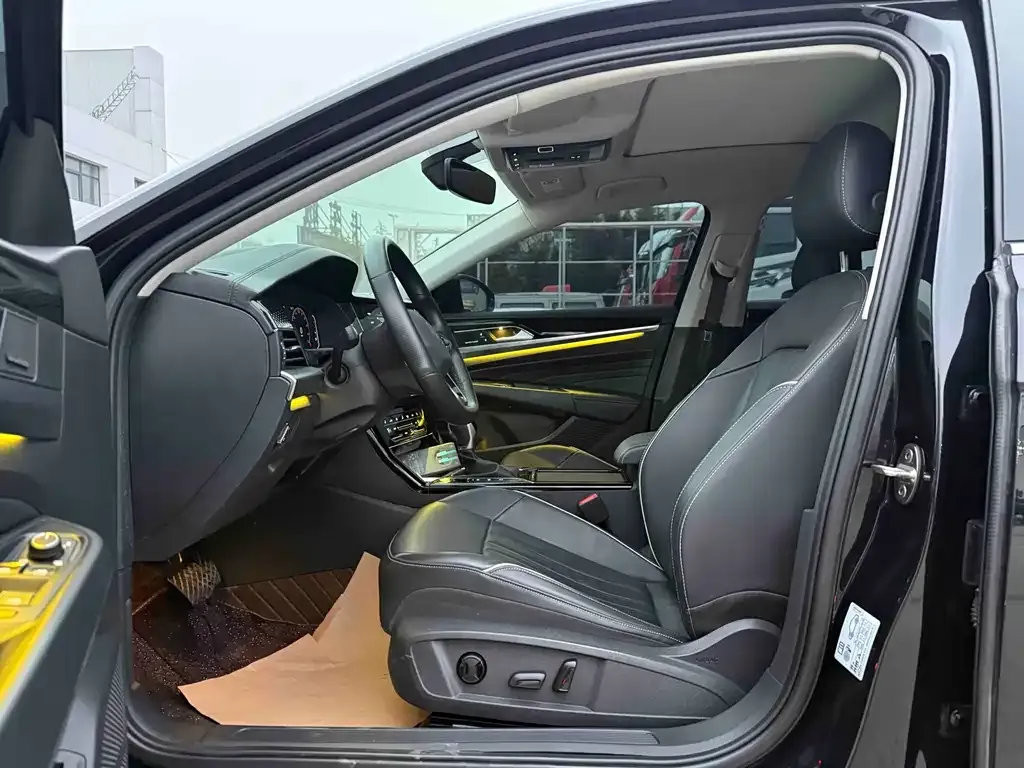 Volkswagen Passat — фото 6
