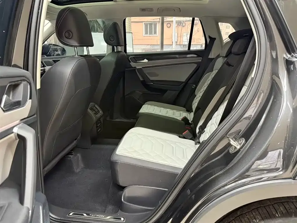 Volkswagen Tayron 2023 из CN, фото 4