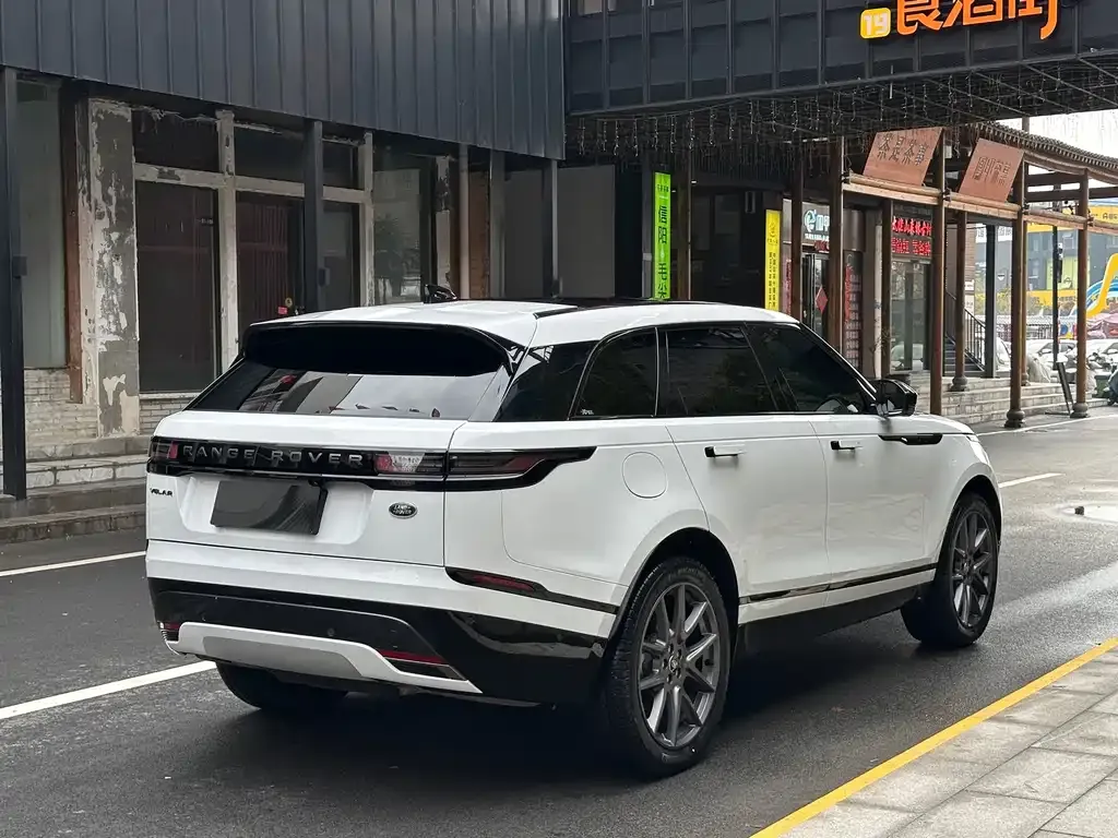 Land Rover Velar — фото 8