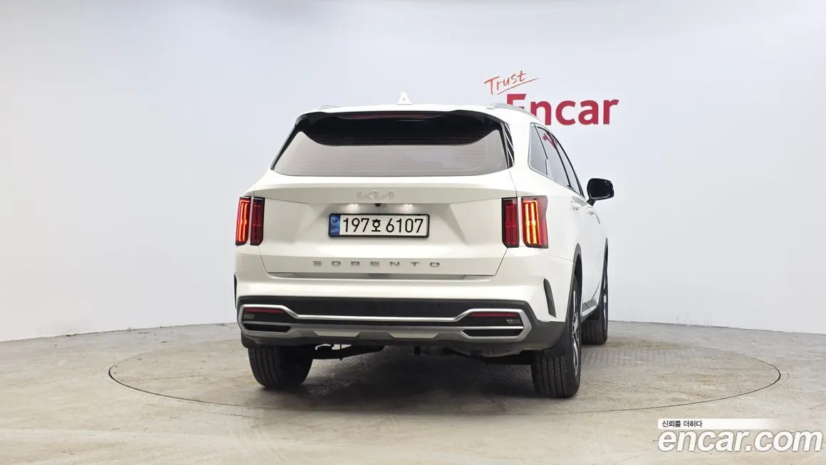 Kia Sorento — фото 4