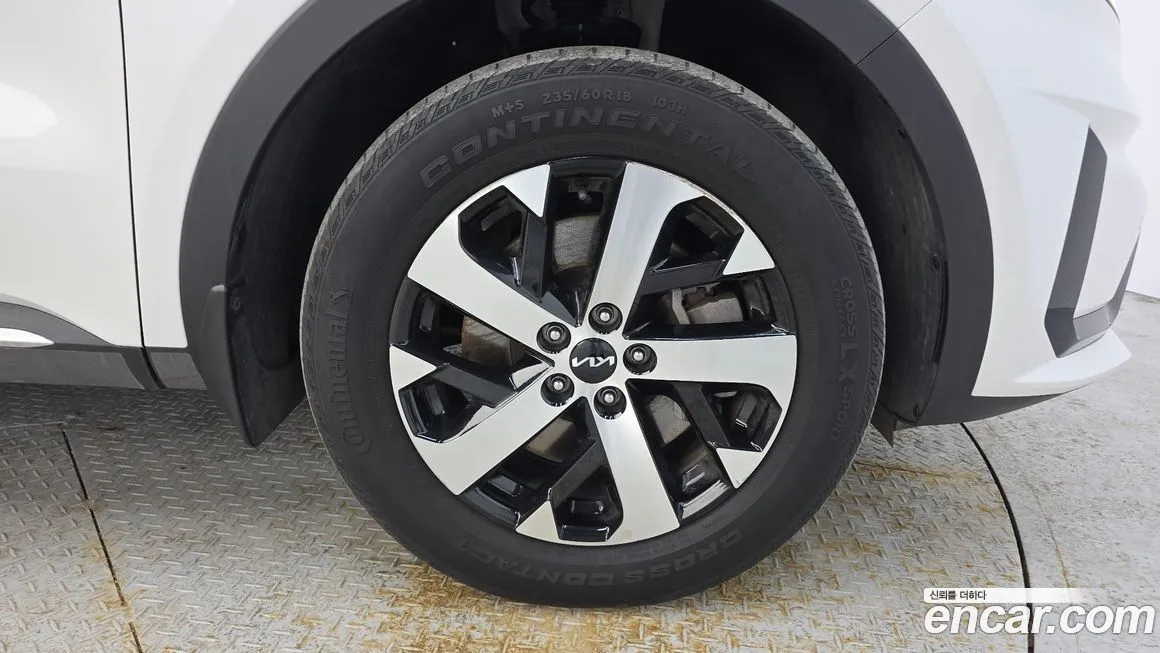 Kia Sorento — фото 10