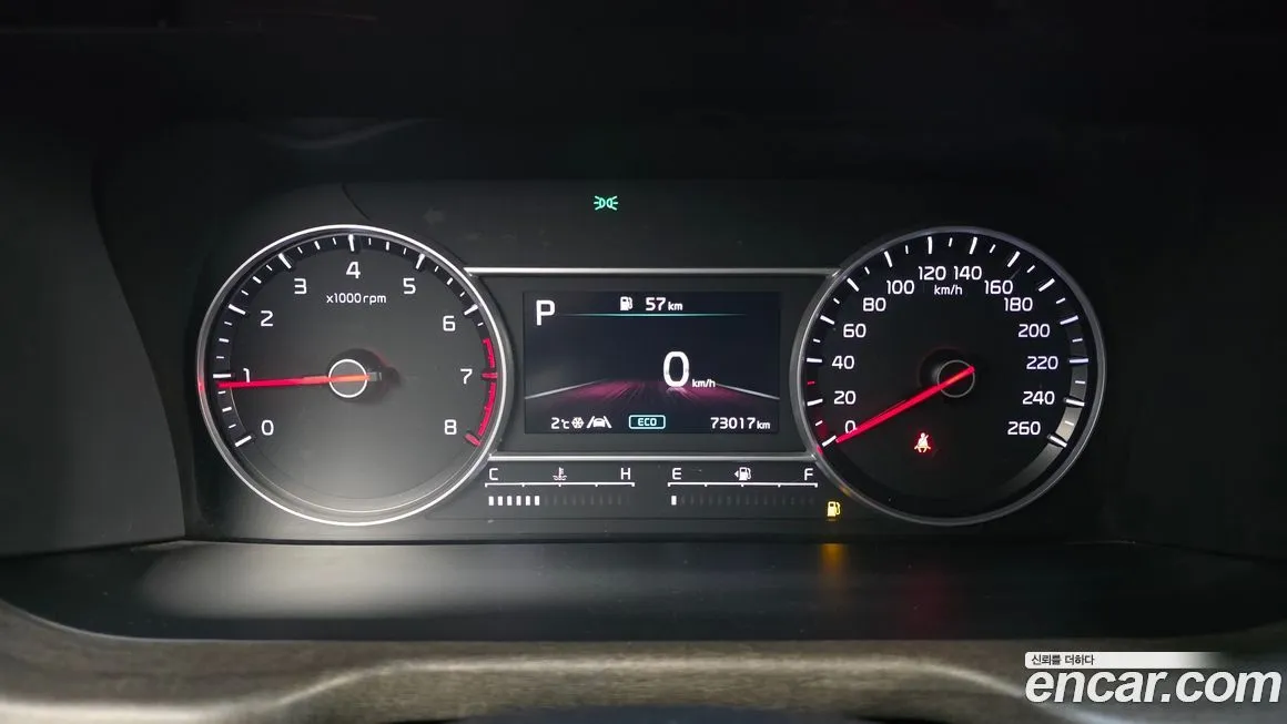 Kia Sorento — фото 6