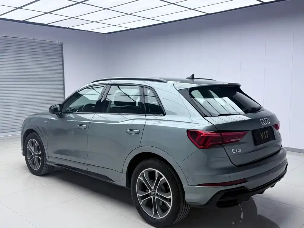 Audi Q3 — фото 7