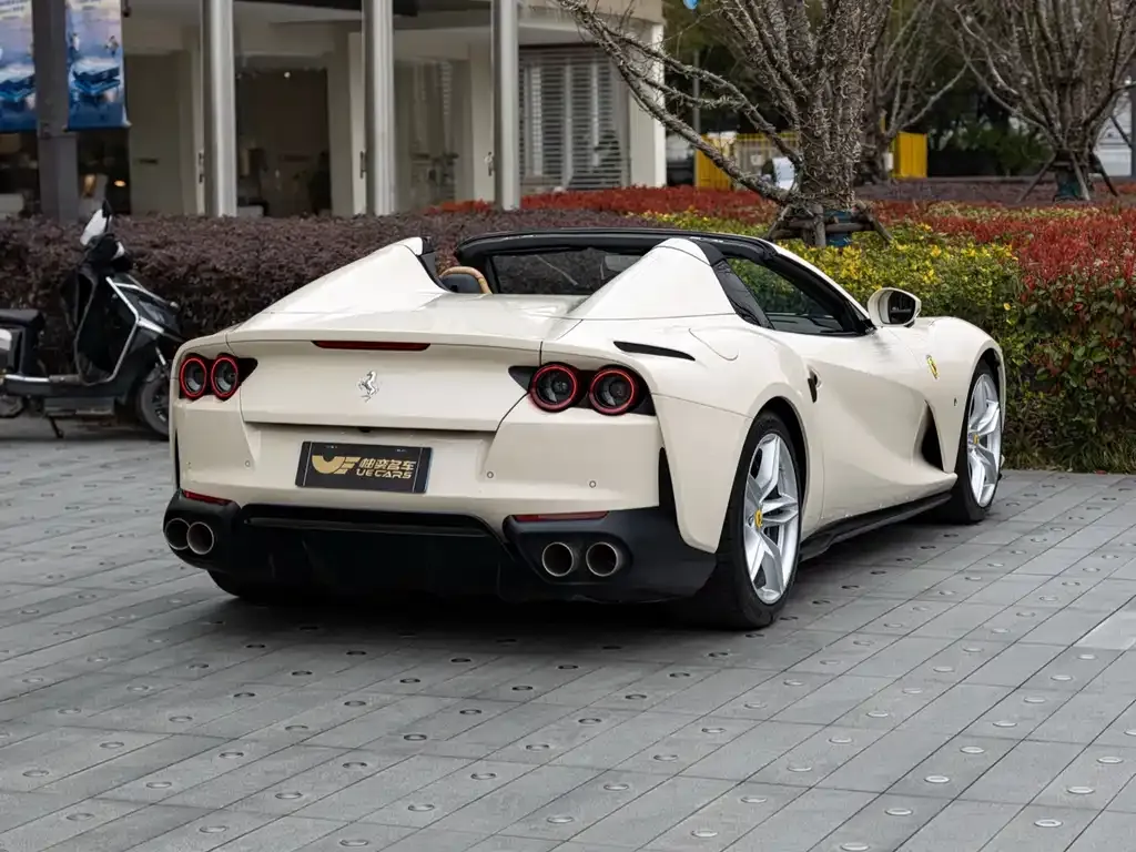 Ferrari 812 2024 из CN, фото 5